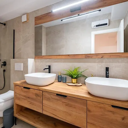 Luka&ivan 150 M From The * Kaštela